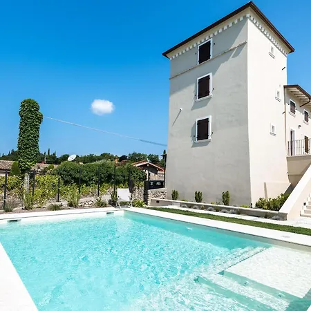 Tatil Evi In Sul Garda With Wi-fi *